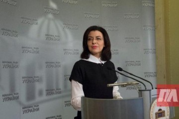 Вице-спикер Рады призвала сжечь липецкую фабрику Порошенко, чтобы развязать руки партии войны