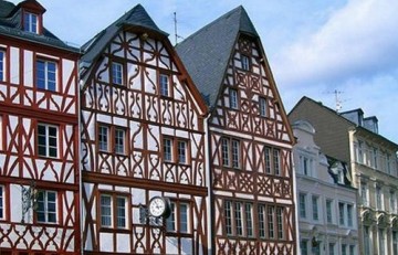 Эта уродливая, нищая, варварская Европа…