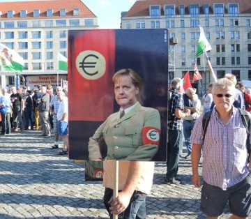 Жители бывшей ГДР: СССР нас бросил, а западные немцы ограбили и превратили в колонию