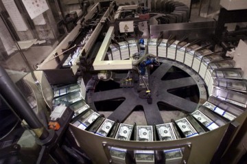 Хроники финансового кризиса: шторм усиливается