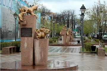 Сквер Сибирских кошек в Тюмени