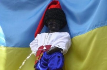 Сущий князь: «писающего мальчика» оденут на День независимости Украины