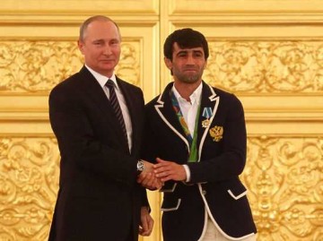 Президент РФ вручил награды победителям