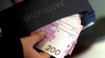 Уровень теневых зарплат на Украине превысил 60%
