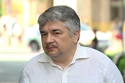 У Порошенко осталось влияние как у олигарха, но не как у президента. Интервью Ростислава Ищенко