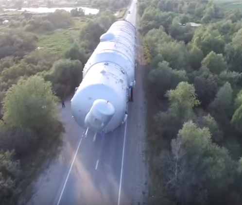 В Тобольске провели операцию по транспортировке груза весом почти 700 т