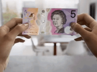 В Австралии выпустили прозрачную пятидолларовую банкноту