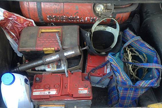 Дурнувати та воровати Дурнувати та воровати