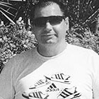 Извините, здесь бьют Извините, здесь бьют