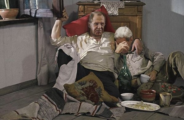 УкроСМИ: Лавров устроил «попойку» на переговорах с Керри