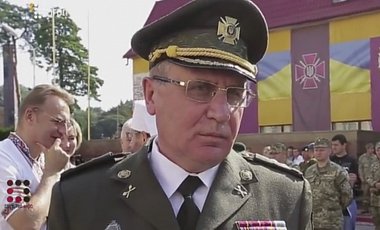Хохлядцкий прапорщик и с большими звёздами остаётся прапорщиком