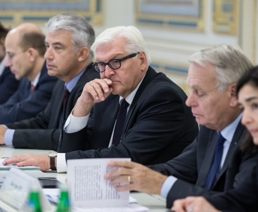 Каждый решает свои проблемы