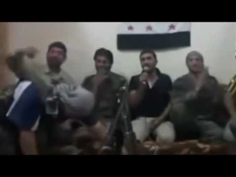 Сирийский боевик подорвал себя и коллег при попытке сделать селфи