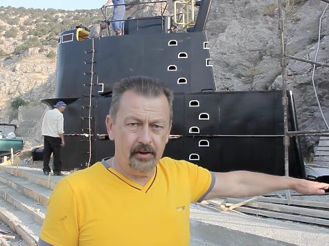 В Балаклаве восстановлен ранее снесённый памятник героям подводникам