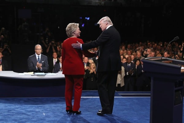 Слухи о поражении Трампа после дебатов с Хилари Клинтон оказались несколько преувеличены. CNN подделала победу Клинтон в теледебатах с Трампом