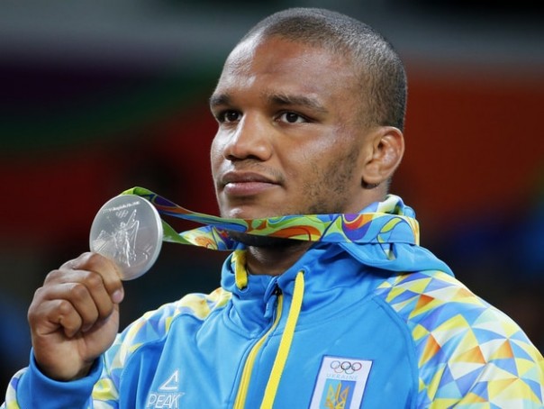 Какая независимость? Мы переходим под контроль Запада – украинский олимпийский призер Беленюк шокировал журналистов порошенковского канала