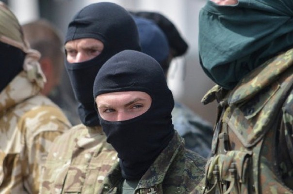 В Харькове произошел рейдерский захват магазина Yves Rocher на Павловской площади