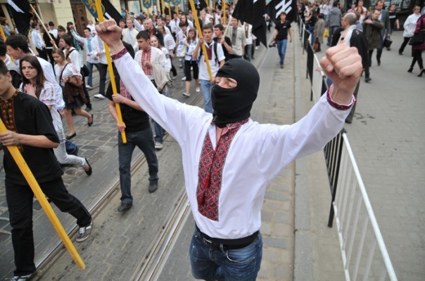 На отдых надо ехать в ласковую Галичину, а не страдать в хамском и злобном Крыму – киевский журнал