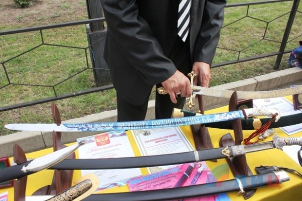 ВДНХ ЛНР-2016 завершила работу, показав на трех площадках все сферы хозяйства Республики | Экономический форум в ЛНР ВДНХ ЛНР-2016 завершила работу, показав на трех площадках все сферы хозяйства Республики | Экономический форум в ЛНР