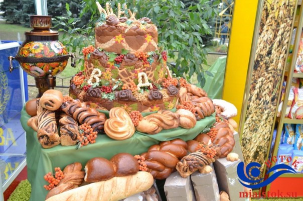 ВДНХ ЛНР-2016 завершила работу, показав на трех площадках все сферы хозяйства Республики | Экономический форум в ЛНР ВДНХ ЛНР-2016 завершила работу, показав на трех площадках все сферы хозяйства Республики | Экономический форум в ЛНР