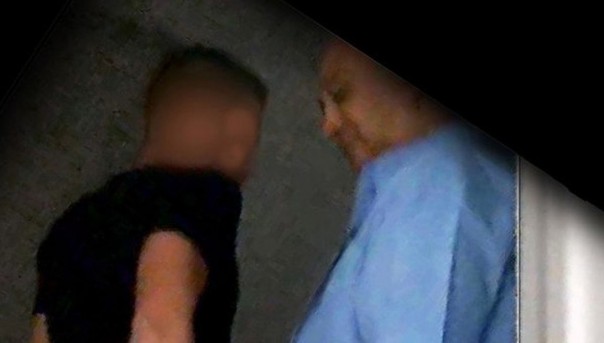 Британский политик покинул свой пост из-за секса с мужчинами-проститутками