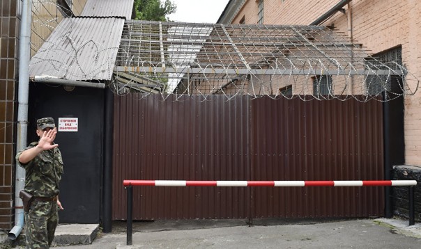 Бывшие узники тайных тюрем СБУ рассказали о зверских пытках