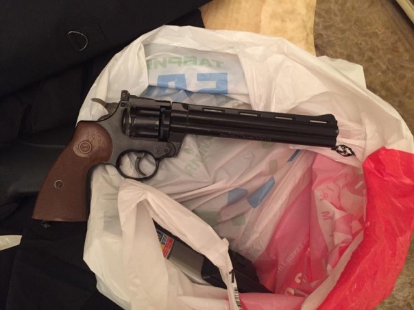 В Одессе неизвестные захватили отель с заложниками В Одессе неизвестные захватили отель с заложниками