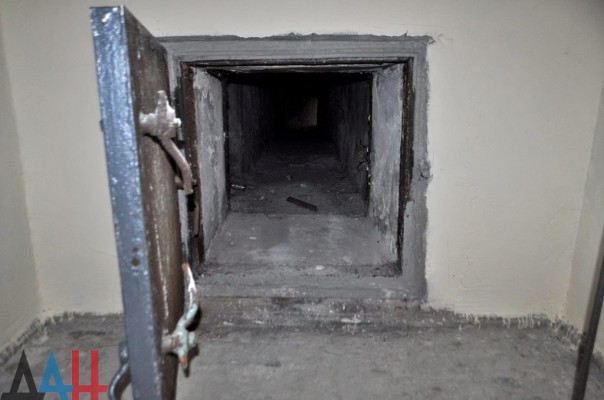 Сводка от МО ДНР 7 сентября 2016. Группа диверсантов ВСУ подорвалась на украинской мине при попытке пересечь линию фронта Сводка от МО ДНР 7 сентября 2016. Группа диверсантов ВСУ подорвалась на украинской мине при попытке пересечь линию фронта