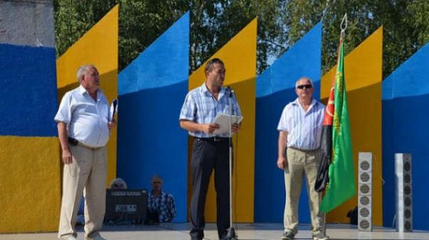 В Лисичанске шахтеры устроили акцию протеста В Лисичанске шахтеры устроили акцию протеста