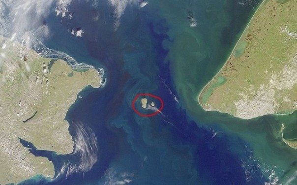 Патриарх Кирилл помолился о мире возле границ США Патриарх Кирилл помолился о мире возле границ США