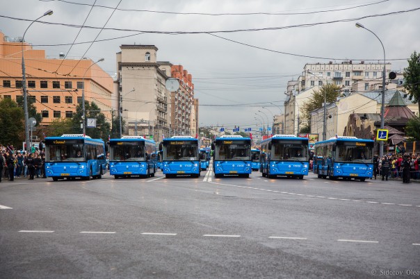 Шокирующие кадры из центра!!! Восстание машин в Москве
