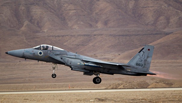 ВВС Израиля атаковали позиции артиллерии Сирии в ответ на перелет снарядов