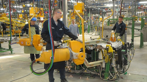 На поддержку российского автопрома выделили 3,3 миллиарда рублей