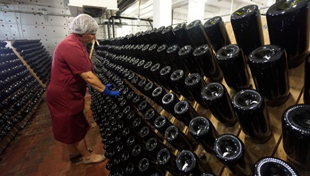 WSJ: санкции дали неожиданный толчок российскому виноделию