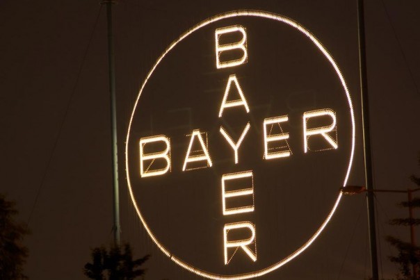 Немецкий химический гигант Bayer купил крупнейшего производителя ГМО Monsanto