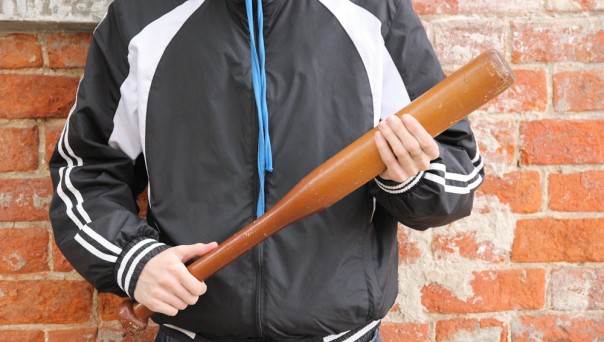 Около 200 добытчиков янтаря на Украине напали с битами на полицейских