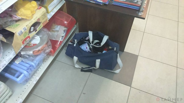 Голодные бунты: На Украине захватили супермаркет и ресторан ради еды