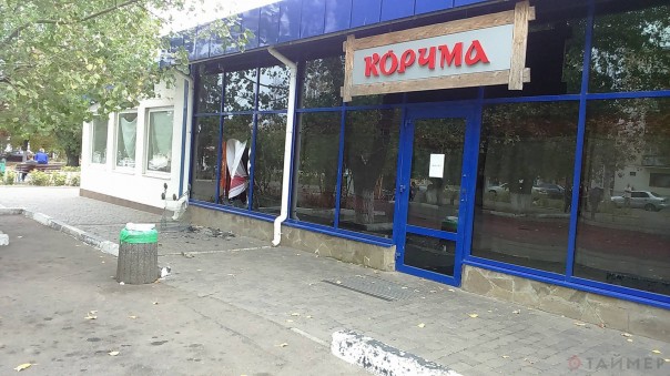 Голодные бунты: На Украине захватили супермаркет и ресторан ради еды