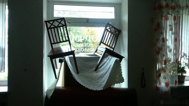 Голодные бунты: На Украине захватили супермаркет и ресторан ради еды