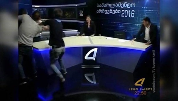 Грузинские депутаты устроили драку в прямом эфире