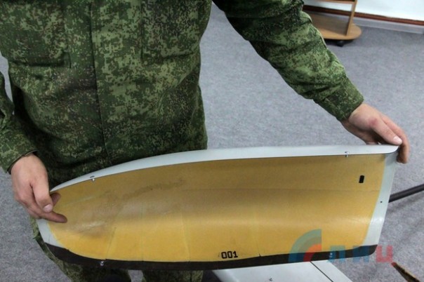 Сводка от НМ ЛНР 25 сентября 2016 года. Народная милиция ЛНР перехватила беспилотник ВСУ, летевший в Луганск для совершения теракта Сводка от НМ ЛНР 25 сентября 2016 года. Народная милиция ЛНР перехватила беспилотник ВСУ, летевший в Луганск для совершения теракта