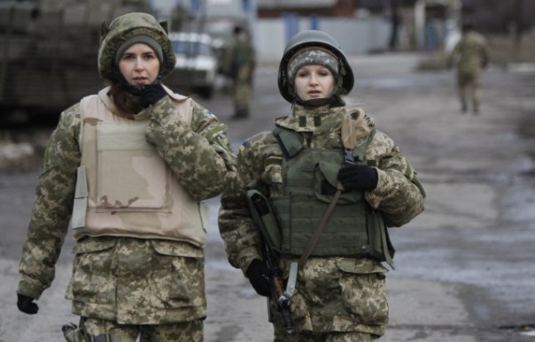 В Старобельске от призыва сбежали все мужики, военкомы пошли по бабам