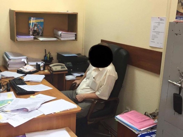 Подчиненного Луценко задержали за вымогательство взятки в размере $200 тысяч 