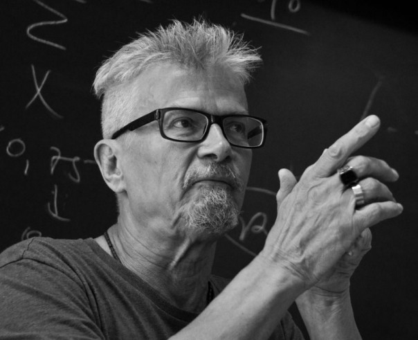 Нужно забить на их расследование. Эдуард Лимонов