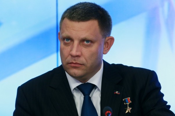 Захарченко поздравил Путина: Спасибо Вам за неоценимый вклад в ДНР