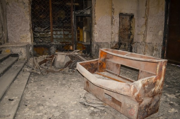 Хунта заметает следы. Одесский Дом профсоюзов полностью зачищен от следов трагедии 2 мая 2014 года Хунта заметает следы. Одесский Дом профсоюзов полностью зачищен от следов трагедии 2 мая 2014 года