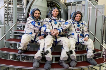 НАСА: США придется продолжить закупать у России места для отправки астронавтов на МКС