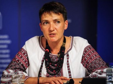 Савченко предложила Порошенко извиниться и уступить место президента Януковичу