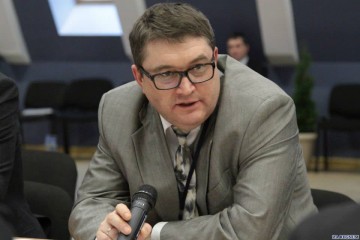 Эксперт: Власти Эстонии мечтают о войне в Нарве, как на Украине