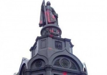 Три года издевательств над Донбассом
